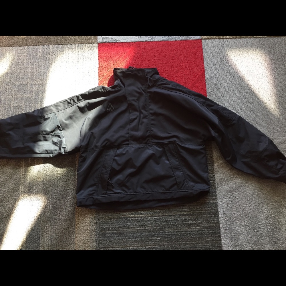 Nike ACG anorak Jacket women size large NWT